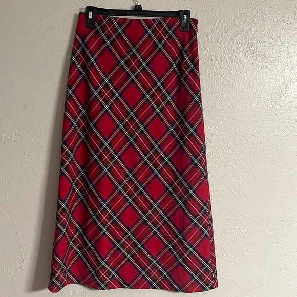 Casual corner annex Dresses & Skirts - Vintage casual corner woman’s size 6 petite plaid tartan skirt